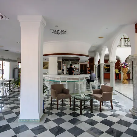 Hostal Doña Lola Marina-3