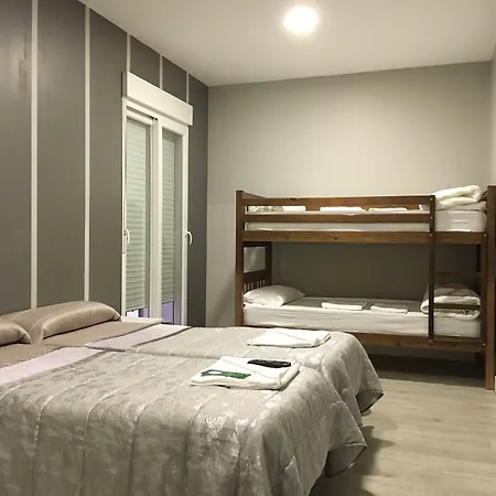 Pensión La Bilbaina - Albergue Logroño-3