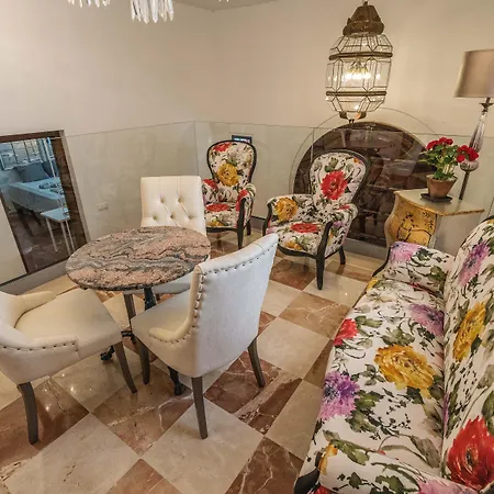 Rey Don Pedro Luxury Home-3