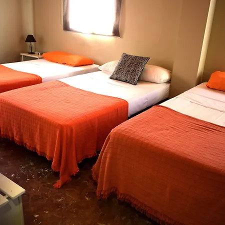 Hostal Ciudad Jardin Malaga-3