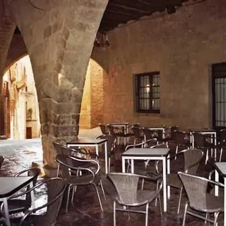 Hostal Las Coronas-3