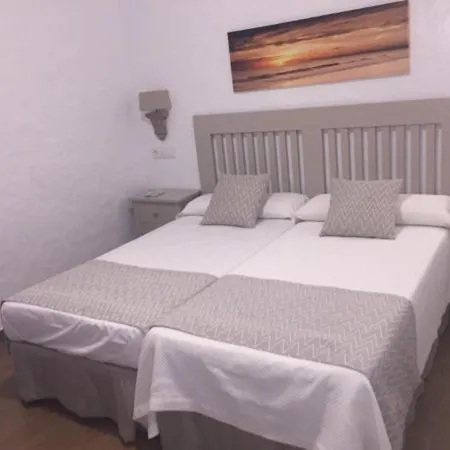 Hotel Almadrabeta-2