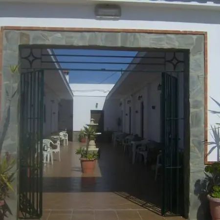 Hostal El Canario-2