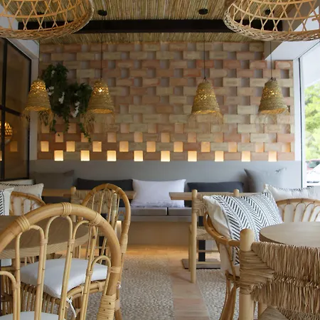 You & Co. Saler Beach Boutique-3
