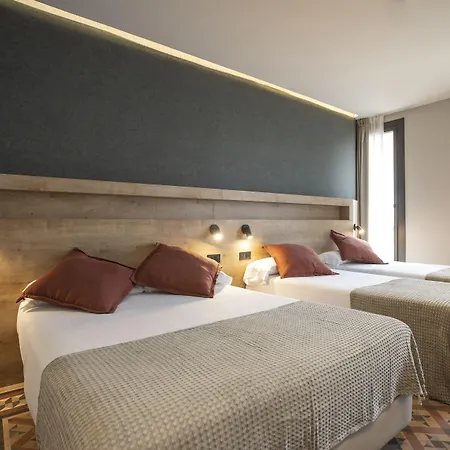 Fontanella By Bcn Urban Rooms-3
