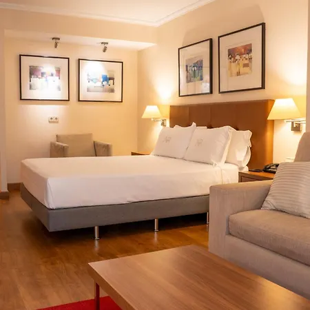 Aparto-Hotel Rosales-3