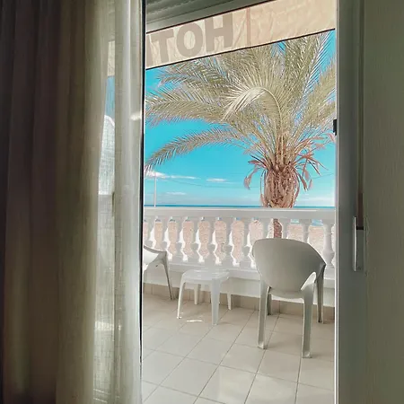 Hotel La Familia-3