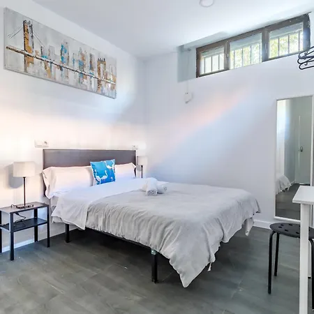 Ayz Ulises - Auto Check-In Property-3