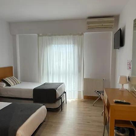 Hotel Txintxua-3