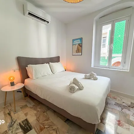 Casa Cristóbal Colón habitaciones con vistas a Semana Santa y Fiestas-3