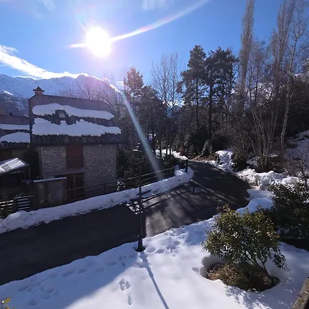 Abadia Del Pirineo-2