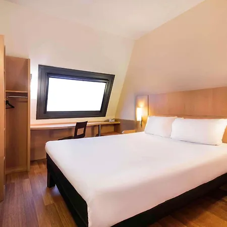 Ibis Bilbao Centro-3