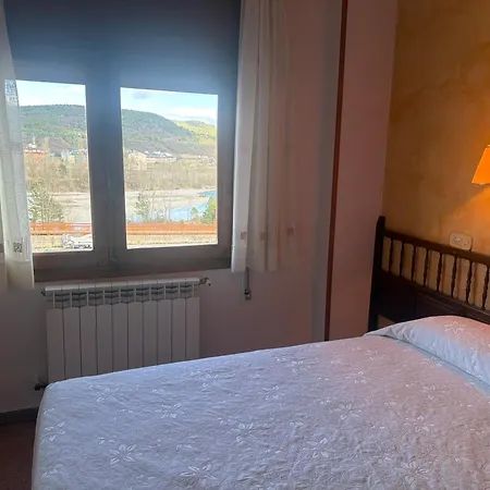Hotel Pirineos Ainsa-2