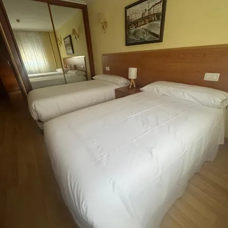 Hostal El Volante-3