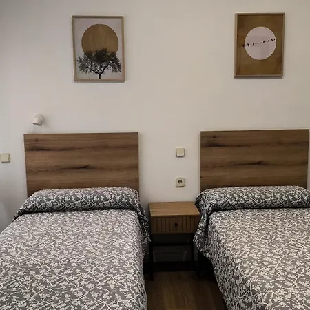 Hostal Angelines-2