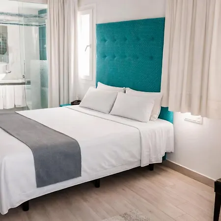 Hotel Roca-Mar-3