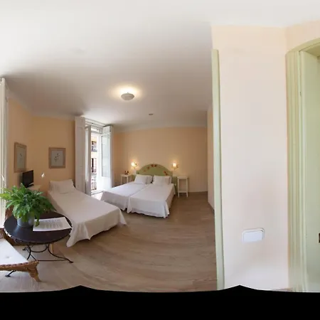 Hostal Fornos-2
