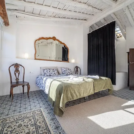 7 Pisos Casa Rural de Pueblo-3