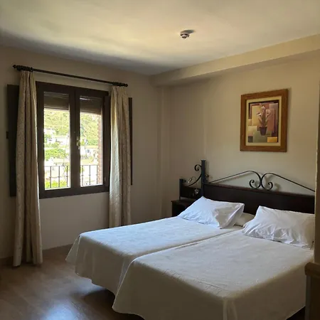 Hotel Rural Huerta del Laurel-3