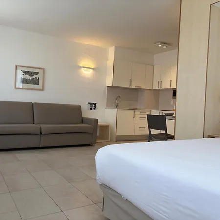 Atenea Park Suites & Apartments-3