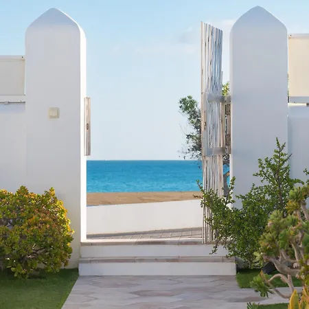 La Concha Boutique Apartments - Adults Only-3