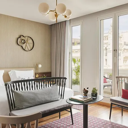 Hyatt Centric Gran Via Madrid-2