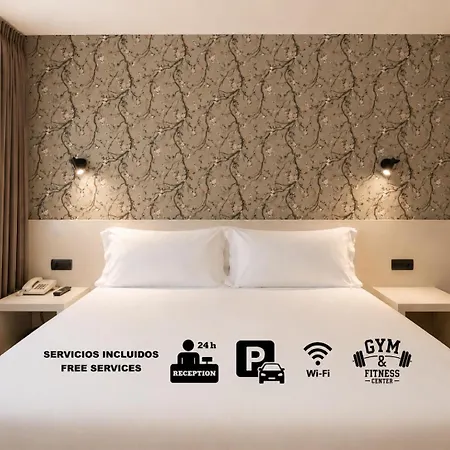 Hotel Apartamentos San Fermin Pamplona-3