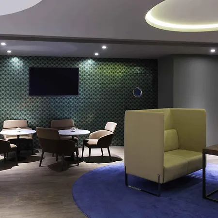 Mercure Madrid Centro-3