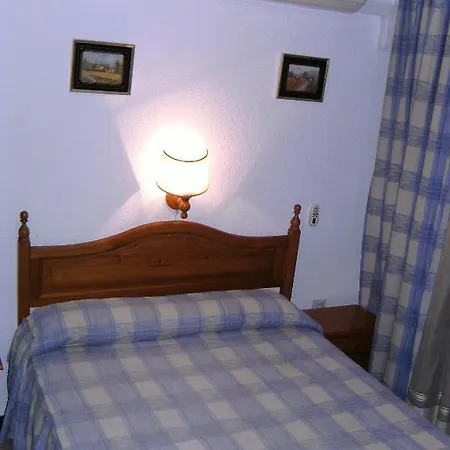 Hostal Alicante-3