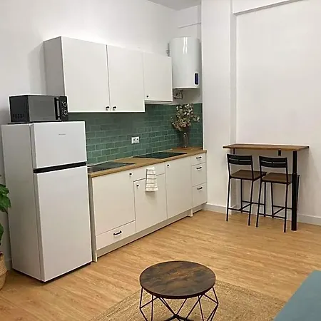 Castle View Apartments-3