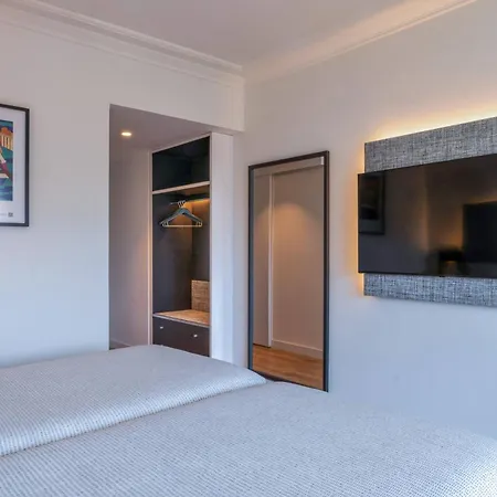 Innside By Melia San Sebastian Orly-3
