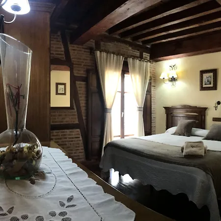 Hospederia Casa De Cisneros-3