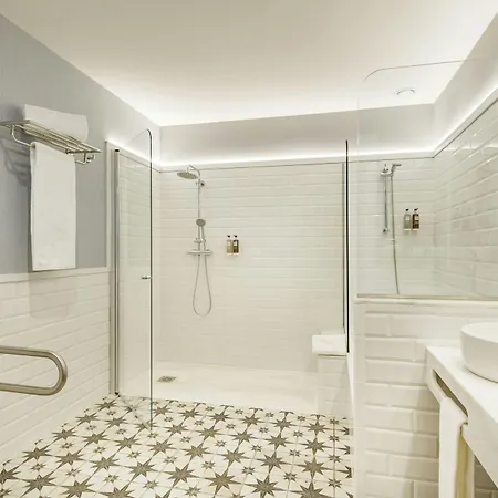 Sercotel Granada Suites-2