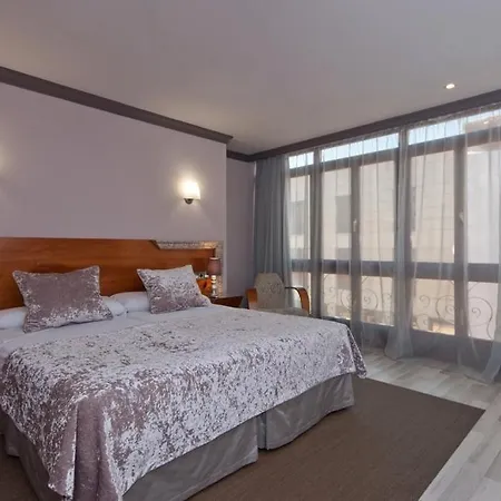 Hotel Vetusta-3