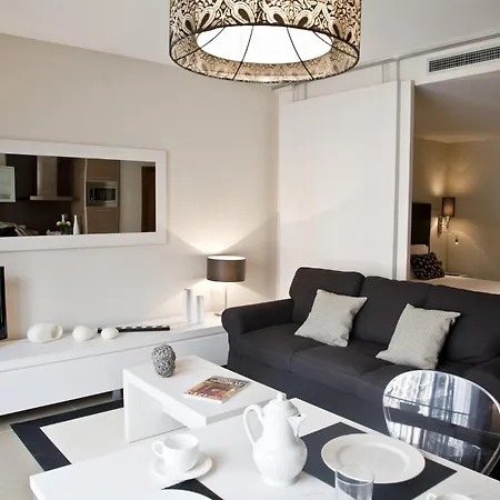 Up Suites Bcn-3