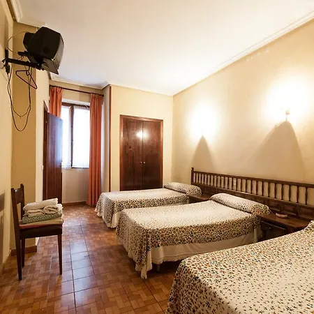 Pension Iberia-2