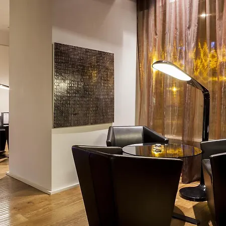 Ac Hotel Ciudad De Pamplona-3