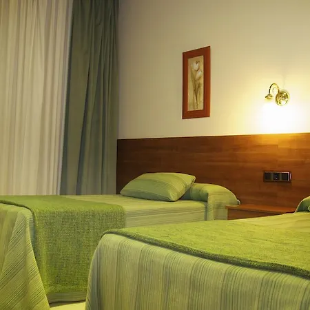 Hostal El Catalan-3