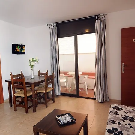 Apartaments Ar Caribe-2