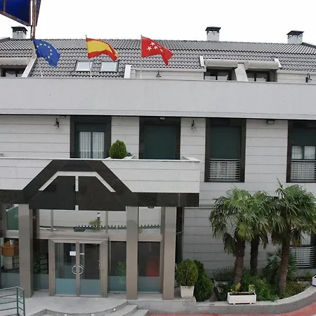 Hostal Los 5 Pinos-2