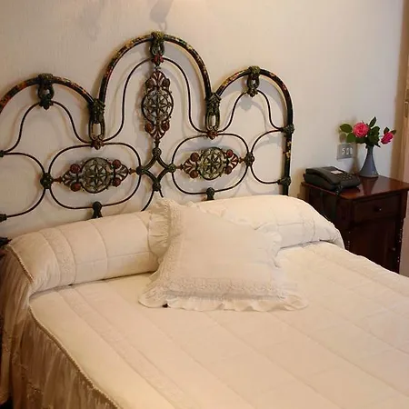 Hotel Julia-3