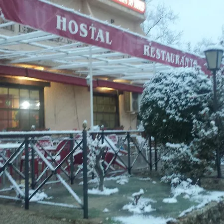 Hostal Restaurante Los Bronces-3