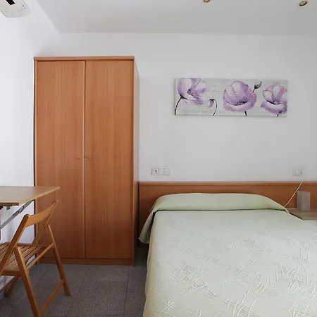 Hostal L'Alba-3