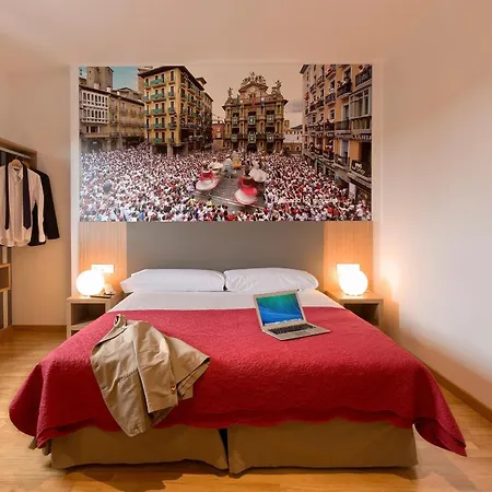 Iraipe Pamplona Hostal Auto Check-In-2