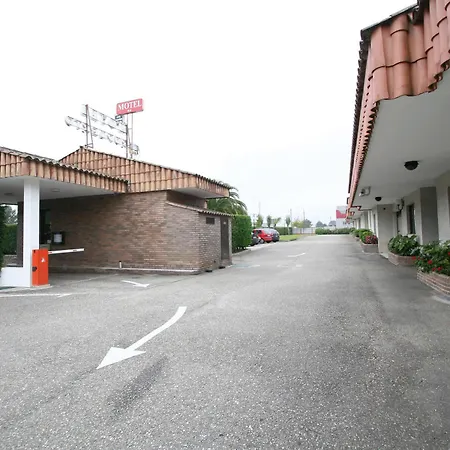 Motel Aeropuerto-3
