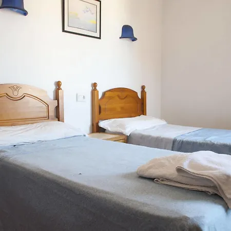 Surfing Concept Hostel-3