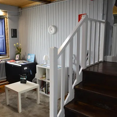 Albergue O Fogar De Teodomiro-3