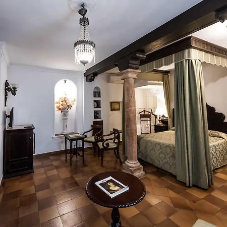 Hotel Soho Boutique Palacio San Gabriel-3