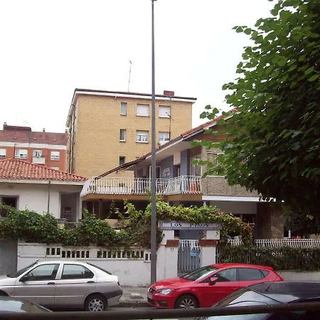 Pensión Los Pinos Gijón-3