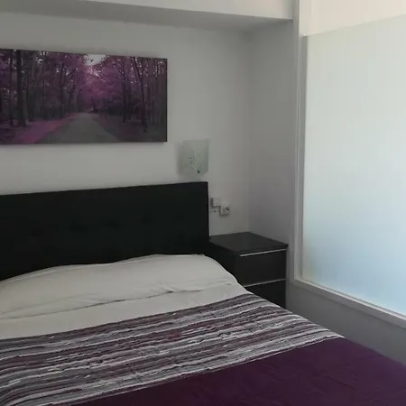Apartamento-Estudio First Line Of The Beach Malaga -Benalmadena-3